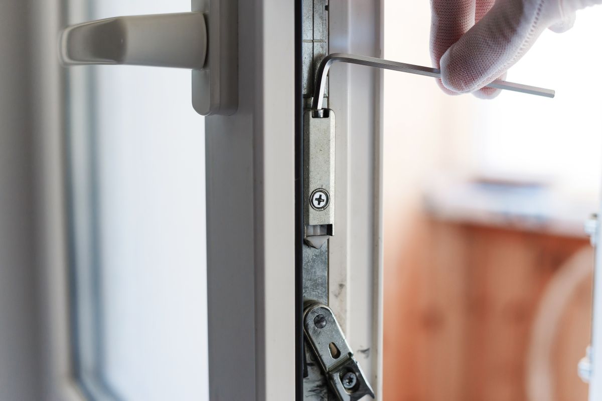 Beneficiile ușilor de exterior din PVC
